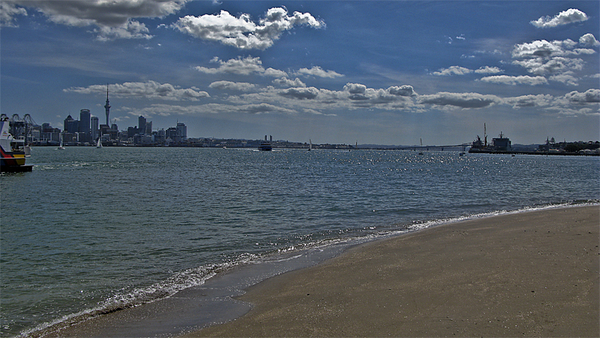 Auckland depuis l'embarcadere de Devonport
