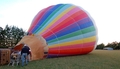 le ballon se gonfle