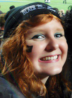 Inès en supportrice All-Black