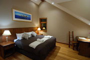 Stonefly_lodge-room