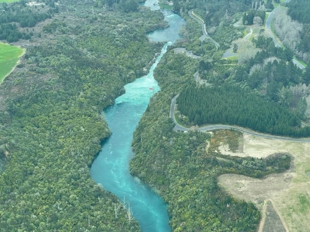Survol Huka Falls