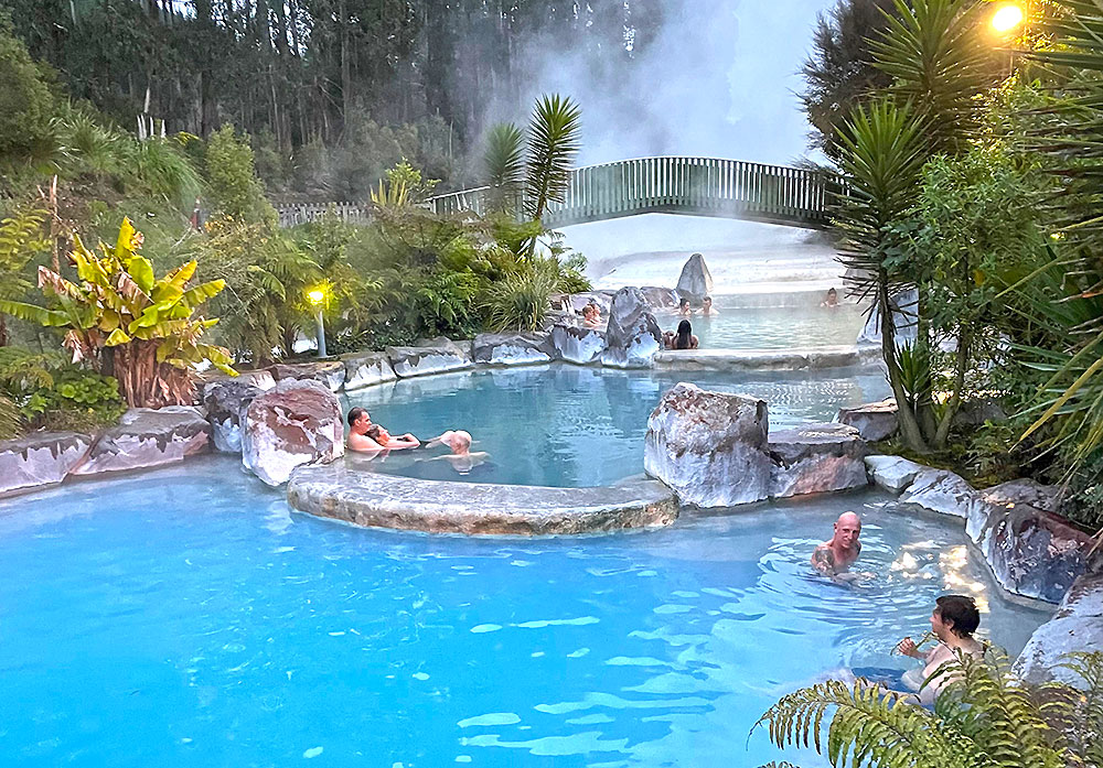 Bains naturels Wairakei Terraces