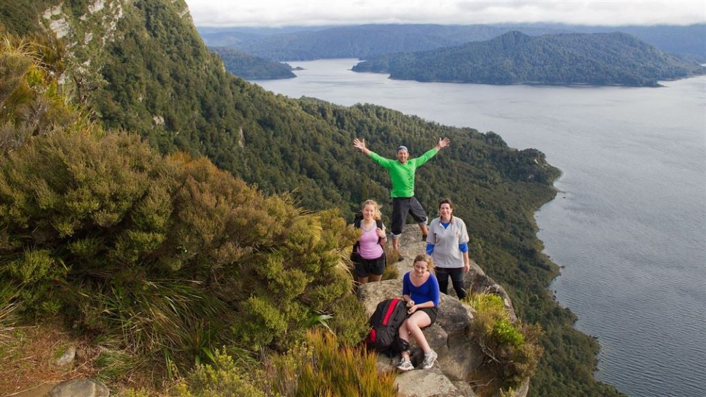 Great walk -  randonnee nouvelle-zelande - lake Waikaremoana track - Te Urewera National Park