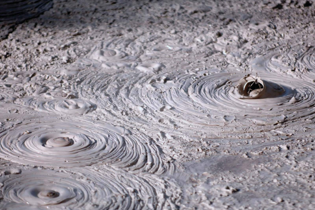 mud pool wai o tapu nouvelle zelande