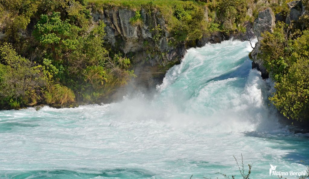 marche aux Huka Falls