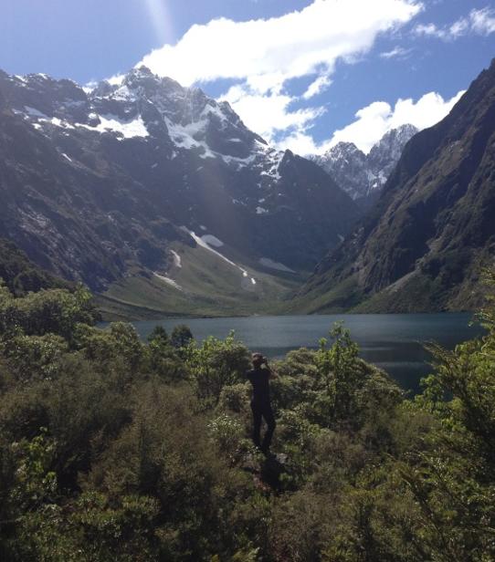 Romain et Aline devant le le lake Marian, Fiordland National Park