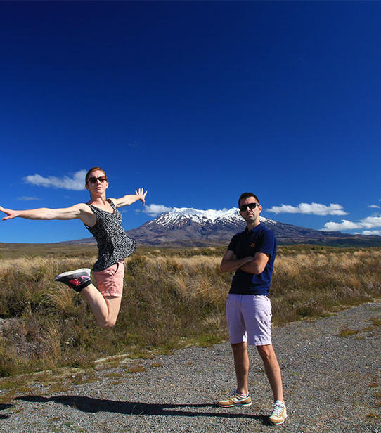 Natacha et Jérémy devant volcan Ruapehu