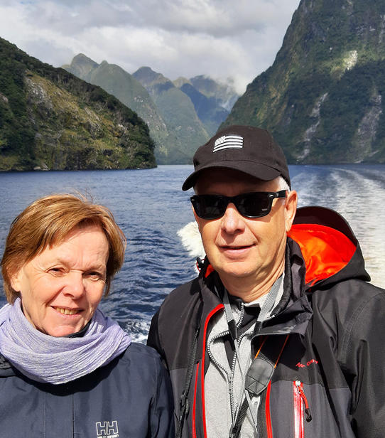 Stéphane et Françoise dans le Doubtful Sound