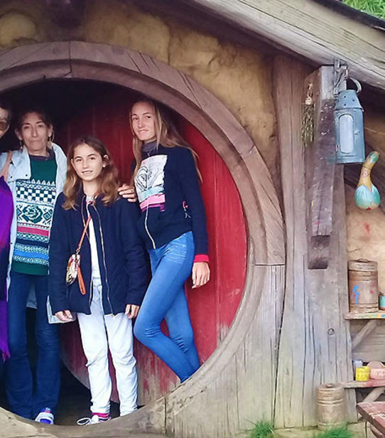 Yves, Florence, Edith et Aurélie à Hobbiton