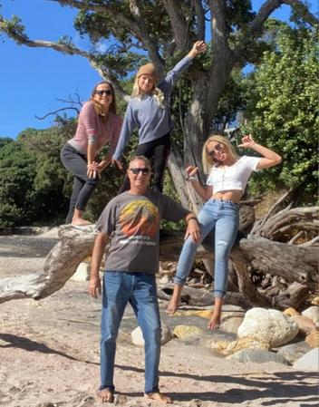 Romuald en famille (Polynésie Française) - Circuit en voiture - Avril 2023