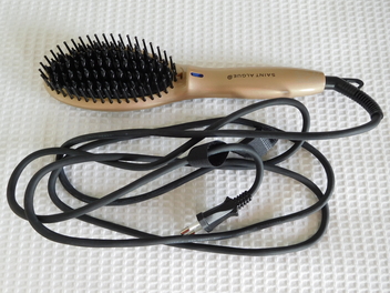 Brosse cheveux chauffante et lissante - Marque Saint Algue Brosse cheveux chauffante et lissante - Marque Saint Algue