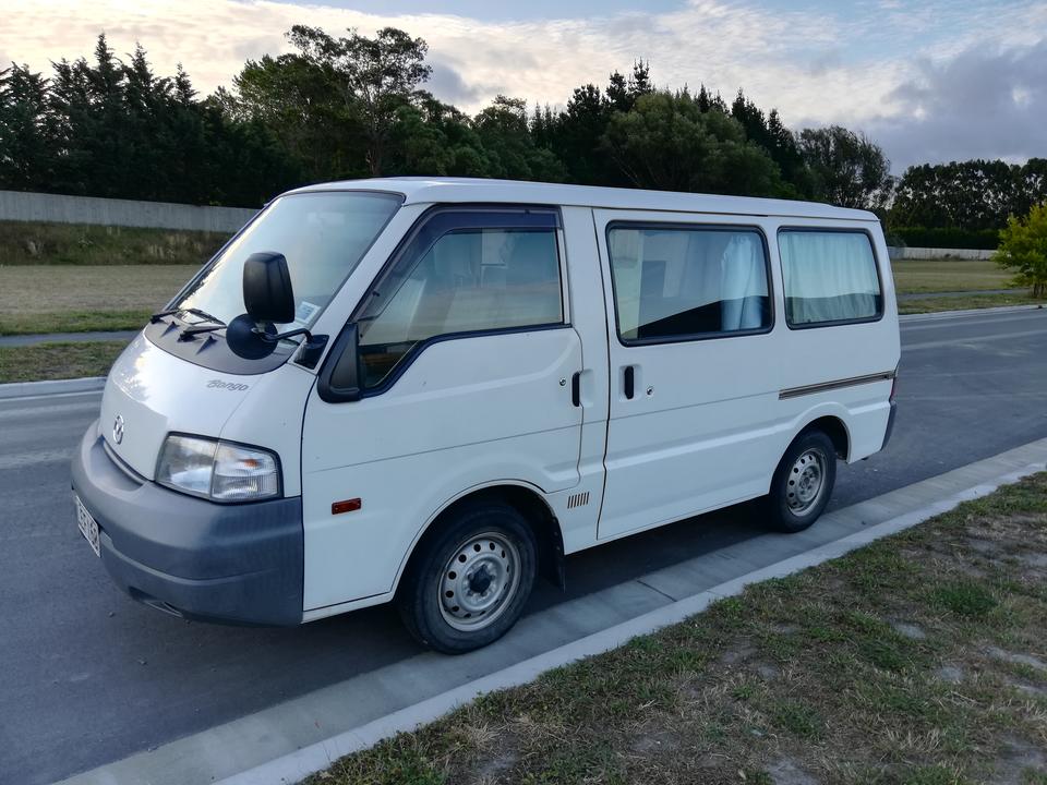 Mazda Bongo self contained 2008 115600km - Frogs-in-NZ