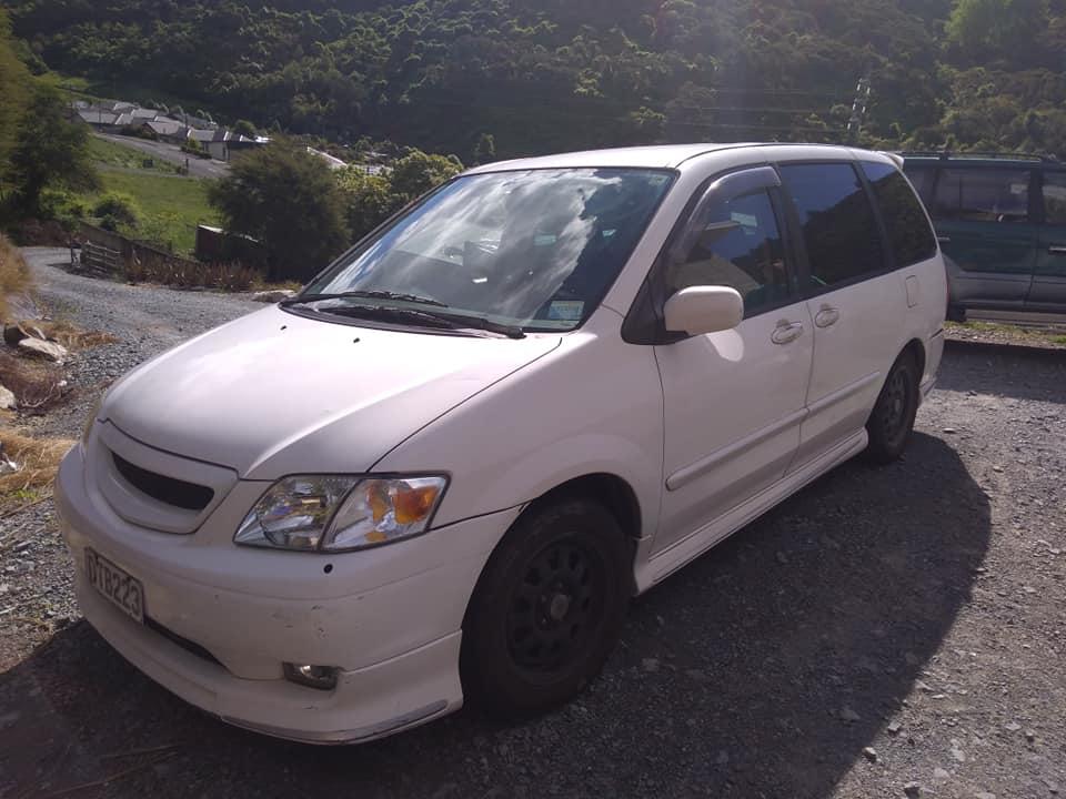 Mazda mpv v6